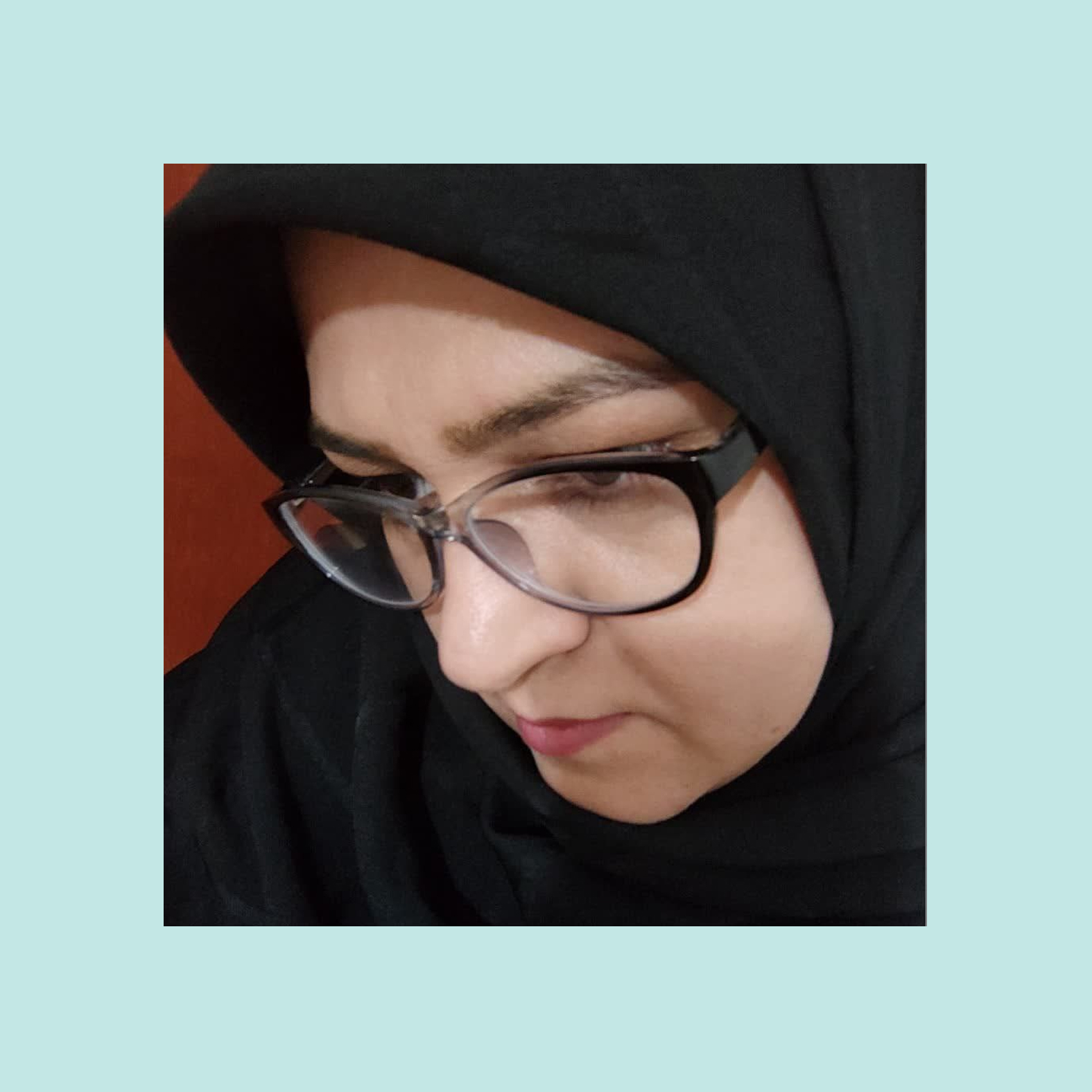 زینب بیش بهار